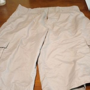 Voit Light Weight Cargo Shorts Size 36